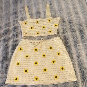 Skirt and top set